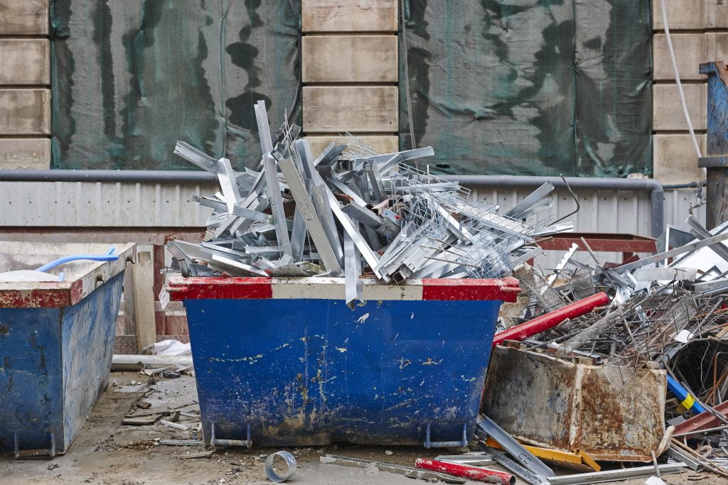 Abrissfirma Berlin | Die Bedeutung der Bauzwischenreinigung im Abrissprojekt