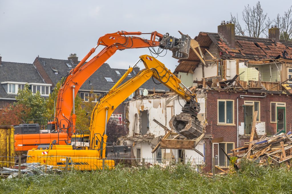 Abrissfirma Berlin | Sicherer Umgang mit Asbest für ein risikofreies Abbrissprojekt